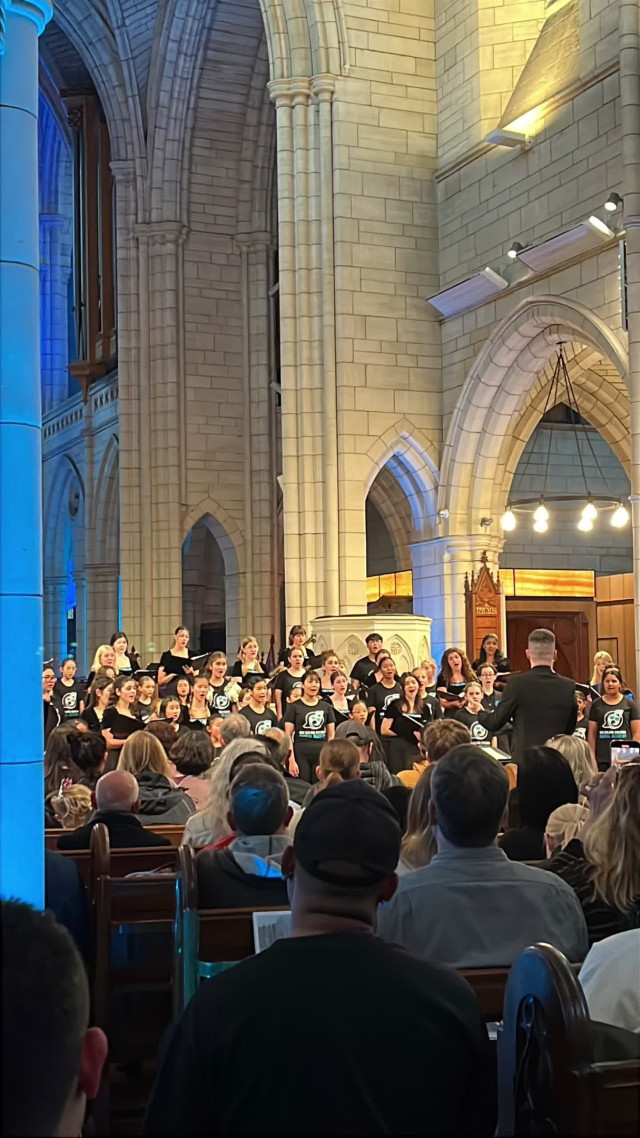 Beautiful concert yesterday by the Young Women’s Choral Projects of San Francisco who are touring with us around NZ. They joined the NZ Children’s Choral Academy for a special Matariki celebration ✨🎶